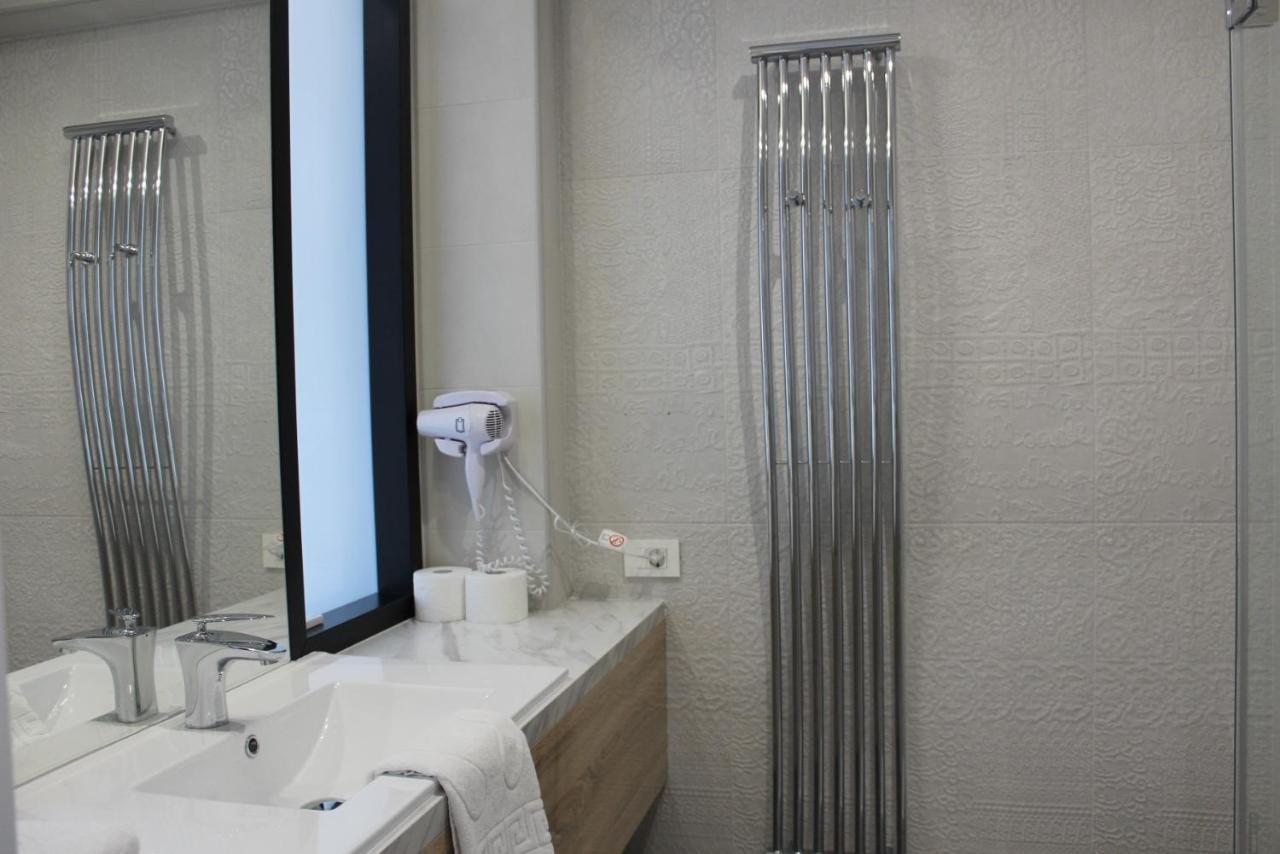 Merops Meszaros Отель 4*